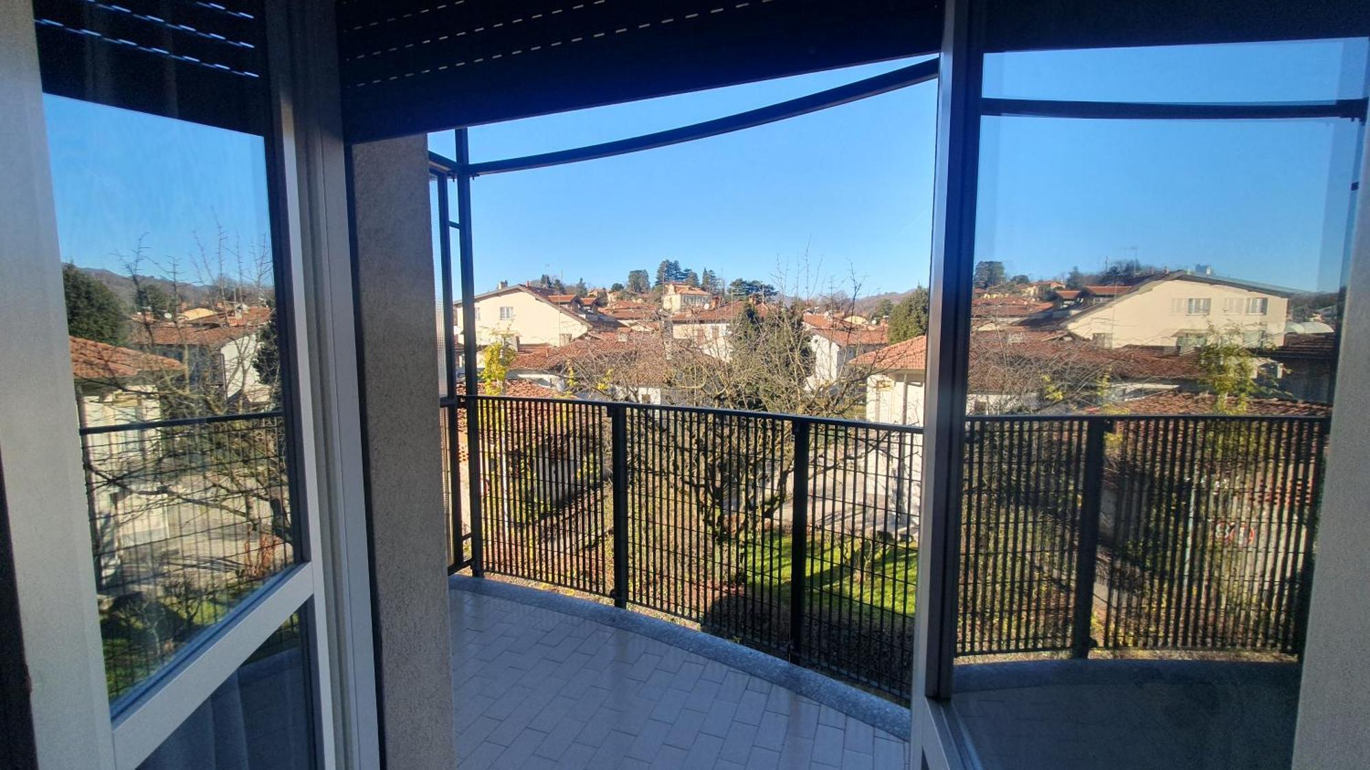 Casa Vacanze Matilde Gavirate Zewnętrze zdjęcie